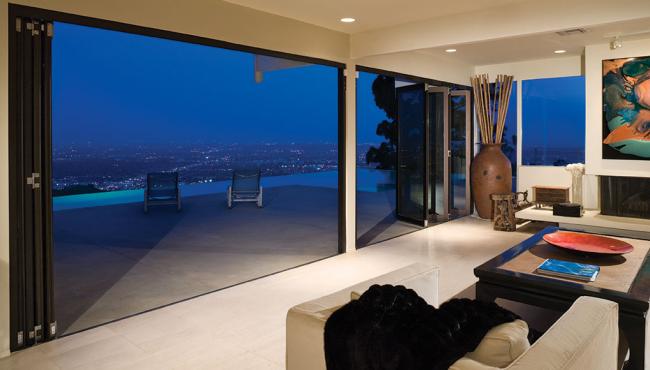 Lanai Folding Doors in Los Angeles moved by Centor E3 Hardware