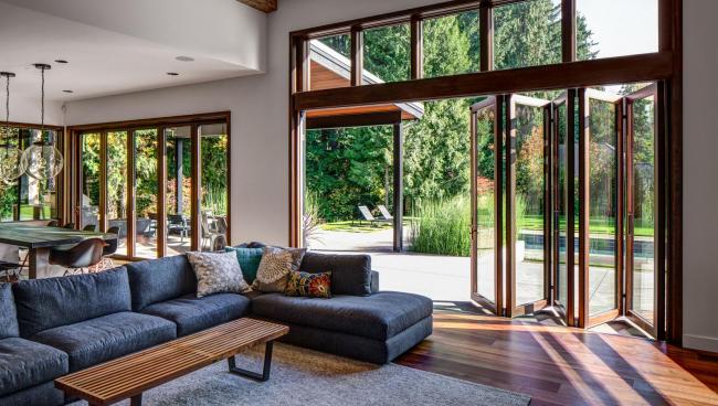 Centor helps you decide whether bifold or sliding doors is the best fit for your home