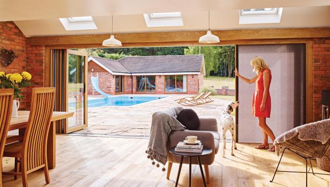 centor folding doors with integral blinds