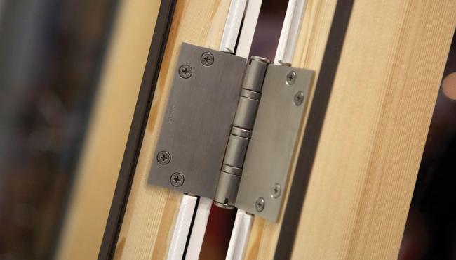 Centor E3 CLD hinge system