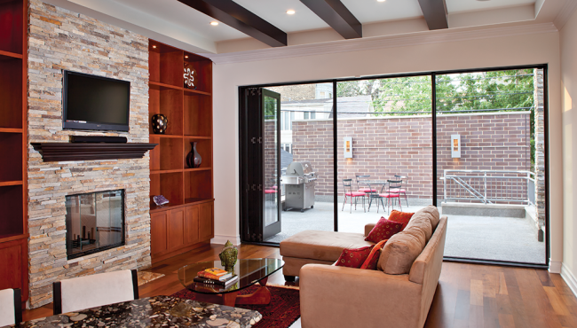 Centor screens and hardware have been specified in this Chicago home