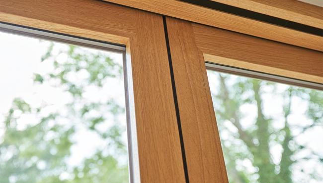 The concealed hinge on the Centor 255 Integrated Folding Window is hidden from sight within the edge of the window